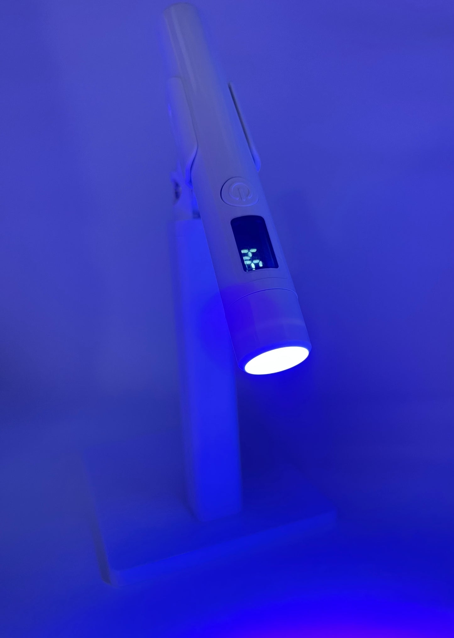 Portable mini lamp stand