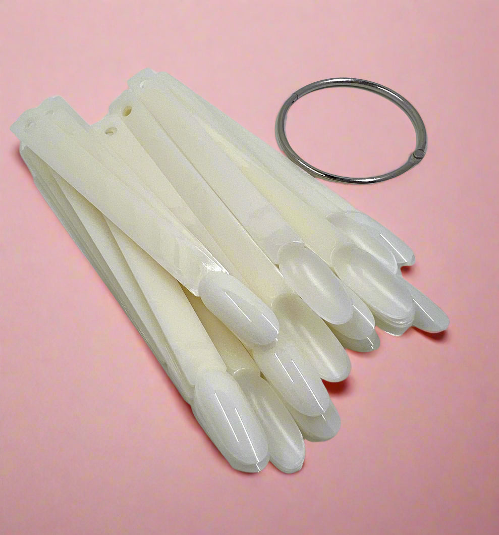 Nail swatch sticks with ring - Almond